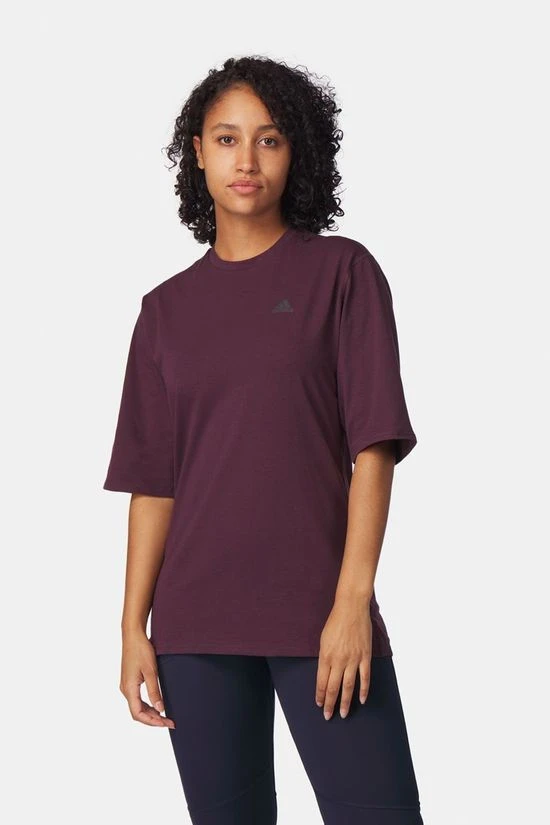 ADIDAS Run Icons Made With Nature Hardloopshirt Dames 1 ADIDAS Run Icons Made With Nature Hardloopshirt Dames