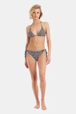 Protest Prtpalmcove 23 Triangle Bikini 8 Protest Prtpalmcove 23 Triangle Bikini -Kleurrijk Mode f11icg0032 7004 03 nl