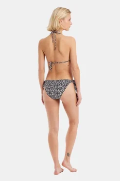 Protest Prtpalmcove 23 Triangle Bikini 9 Protest Prtpalmcove 23 Triangle Bikini -Kleurrijk Mode f11icg0032 7004 04 nl